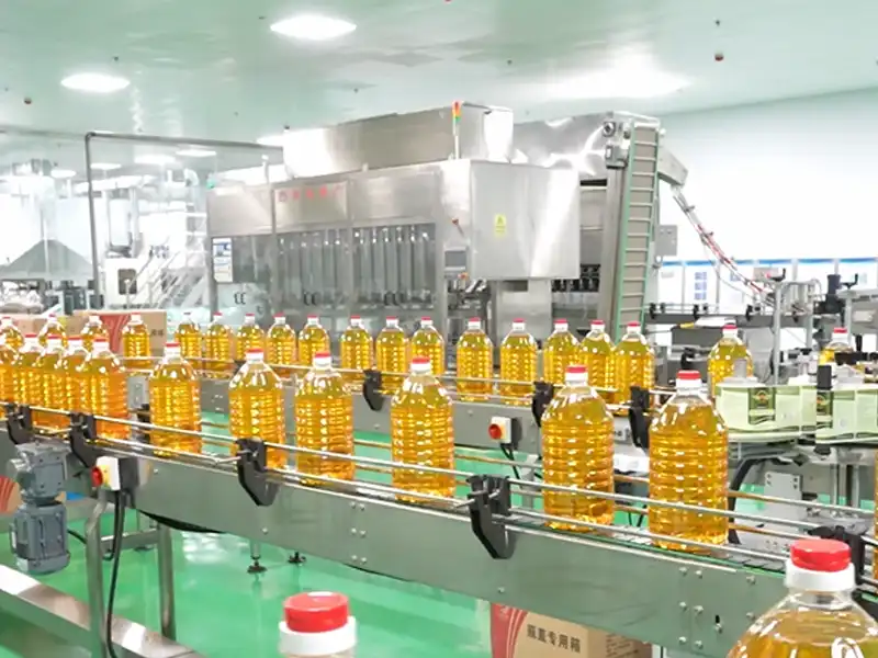 Cooking Oil Bottling — Bottling production for oils such as soybean, rapeseed, and peanut oil Sunflower Oil Filling — Automated filling and packaging of sunflower oil Palm Oil Filling — Palm oil production and finished product filling applications Olive Oil Packaging — Precision filling and packaging for olive oil Vegetable Oil Production — Automated production lines for various vegetable oils Edible Oil Processing Plants — Large-scale continuous production applications for edible oil processing facilities