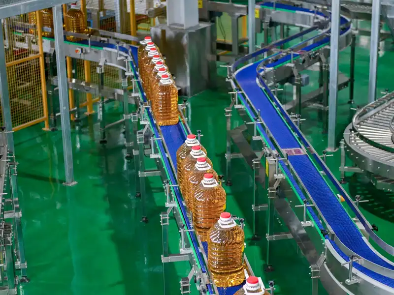Cooking Oil Bottling — Bottling production for oils such as soybean, rapeseed, and peanut oil Sunflower Oil Filling — Automated filling and packaging of sunflower oil Palm Oil Filling — Palm oil production and finished product filling applications Olive Oil Packaging — Precision filling and packaging for olive oil Vegetable Oil Production — Automated production lines for various vegetable oils Edible Oil Processing Plants — Large-scale continuous production applications for edible oil processing facilities