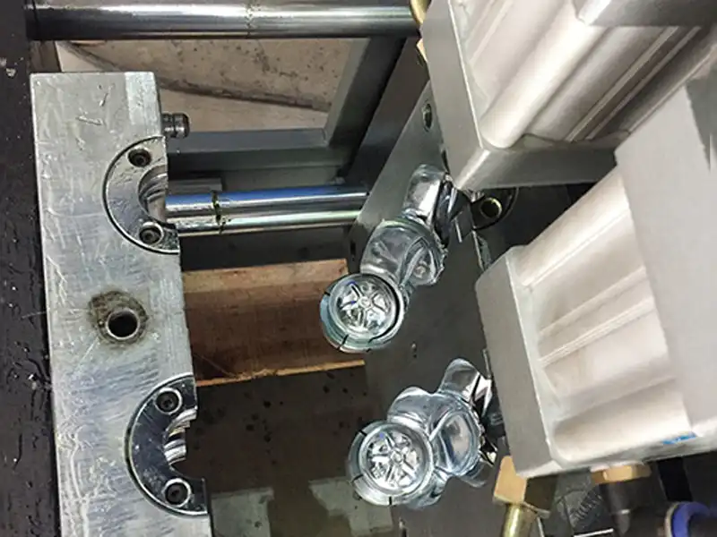 semi auto bottle blowing machine