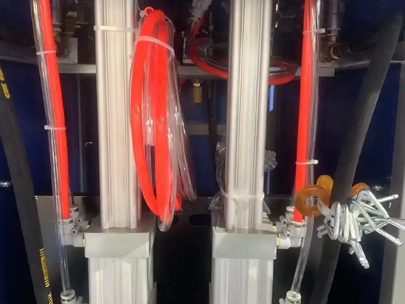 semi auto bottle blowing machine