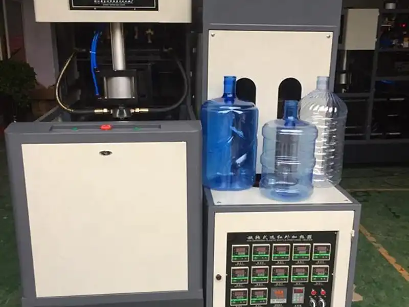 water bottle blow molding machine